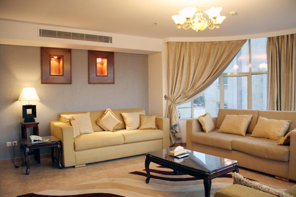 Sadeem Al Fajr Hotel Suites Ta'if Exterior photo