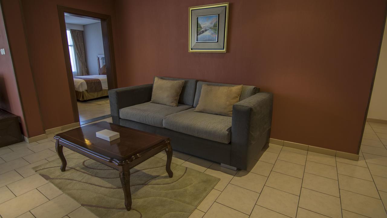 Sadeem Al Fajr Hotel Suites Ta'if Exterior photo